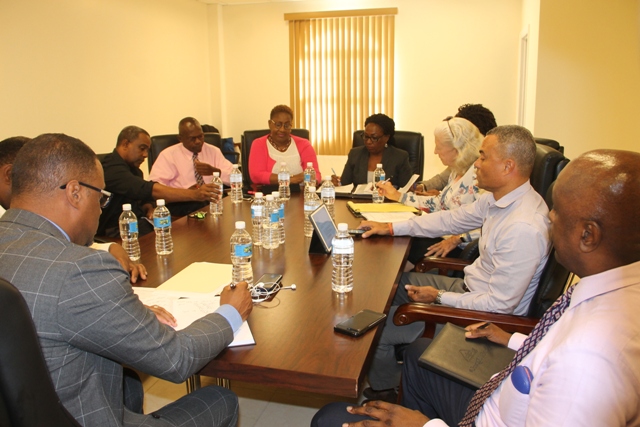 Premier Brantley meets with SKNCIC Nevis Chapter executives; calls for greater partnership with NIA