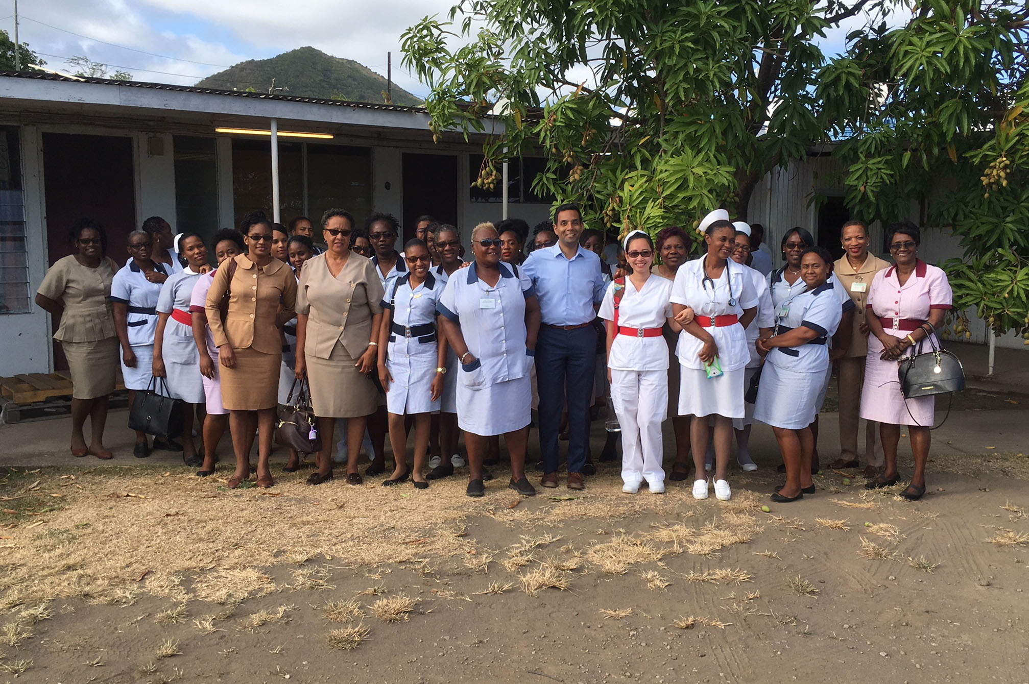 Federation’s Honorary Consul in Ontario contributes to the care of senior citizens