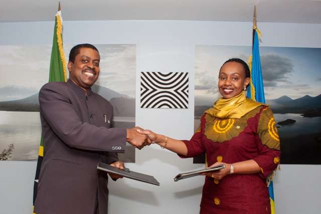 SKN and Republic of Rwanda sign mutual visa waiver agreement