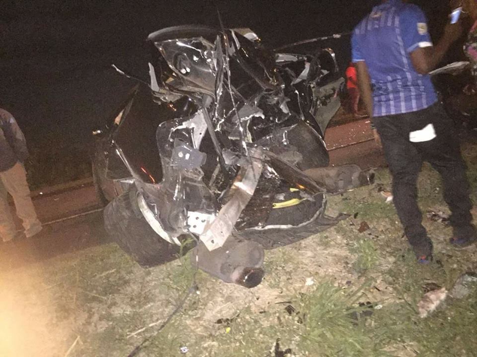 Accident leaves occupants injured, vehicles mangled