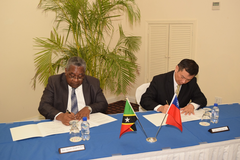 St. Kitts-Nevis’ Attorney General Strongly Supports Implementation of A Land Administration Information System