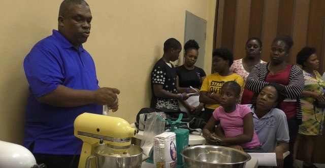 Cake Making Class Starts In Pond Hill