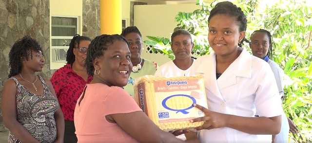 Single Parents Support Group Donates To Flamboyant Home