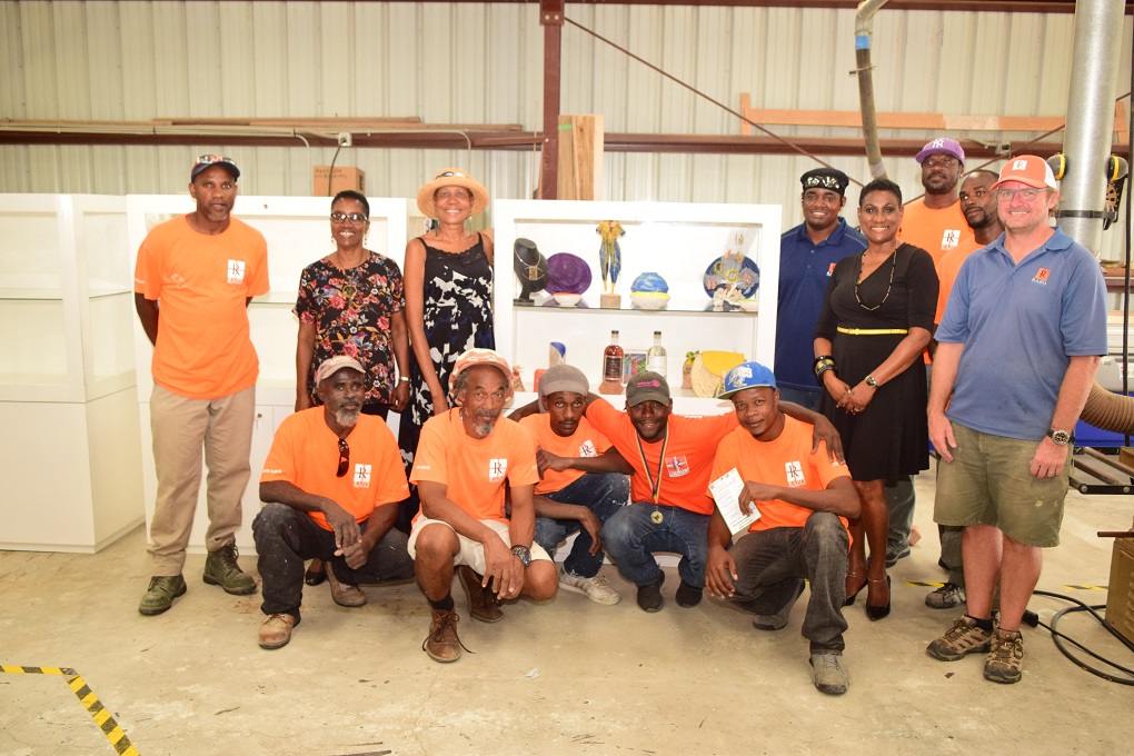 Ministry Of Tourism Accepts Artisans Display Cases as Part Of Community And Heritage Tourism Efforts