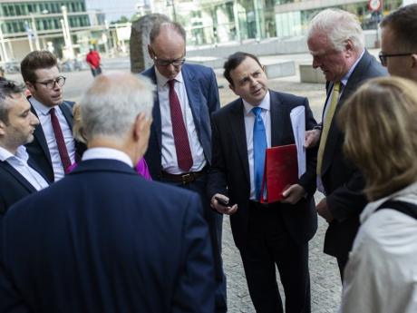 UK Lawmakers Warn Citizens’ Rights At Risk In No-Deal Brexit