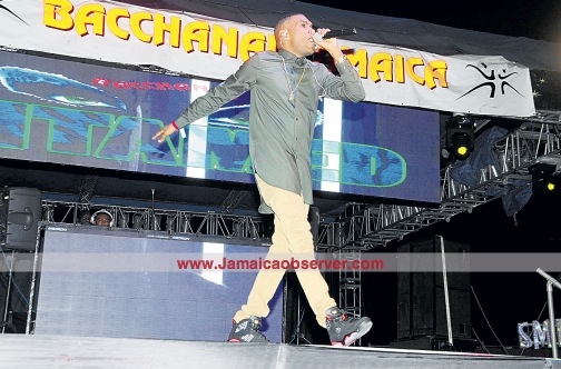 St Kitts & Nevis sets the Scene for 5Star Akil’s Next Music Video