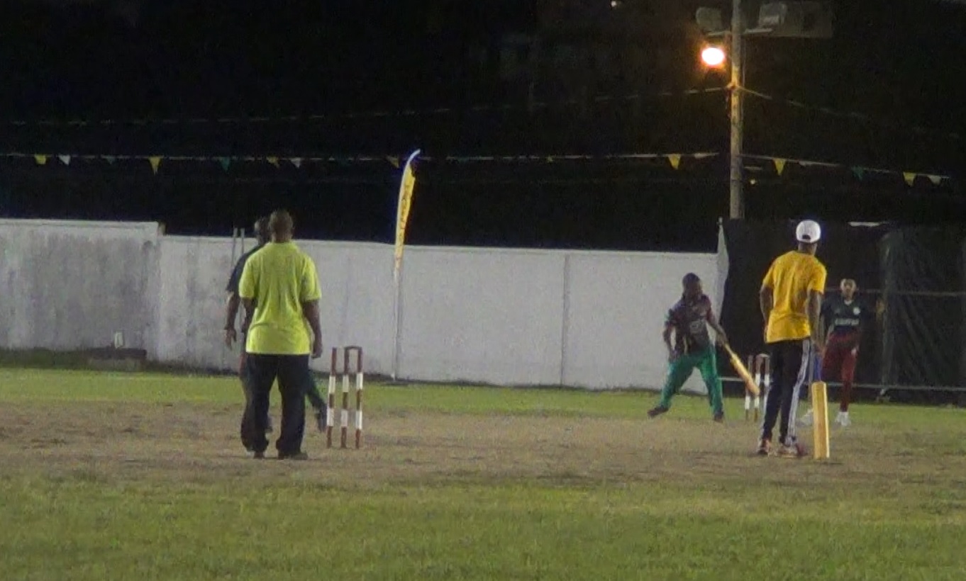 Rawlins Goes To 5 And 0