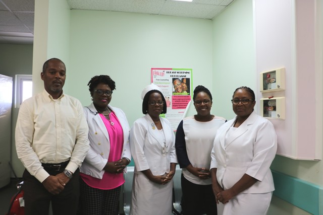 Junior Health Minister Brandy-Williams officially commissions new DR system at Alexandra Hospital