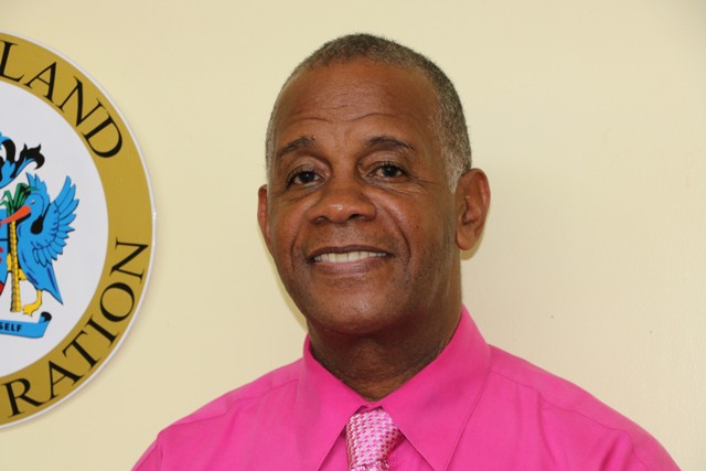 Nevis’ Social Development Minister Evelyn leaves for Commonwealth of Dominica to attend OECS ministerial meeting