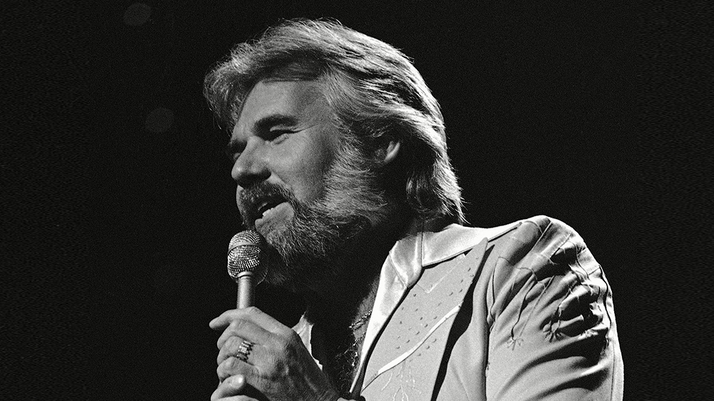 Country Music Star Kenny Rogers Dies