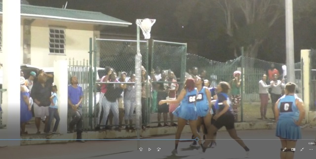 Netball : Blue Tides Hold Off Hurricanes