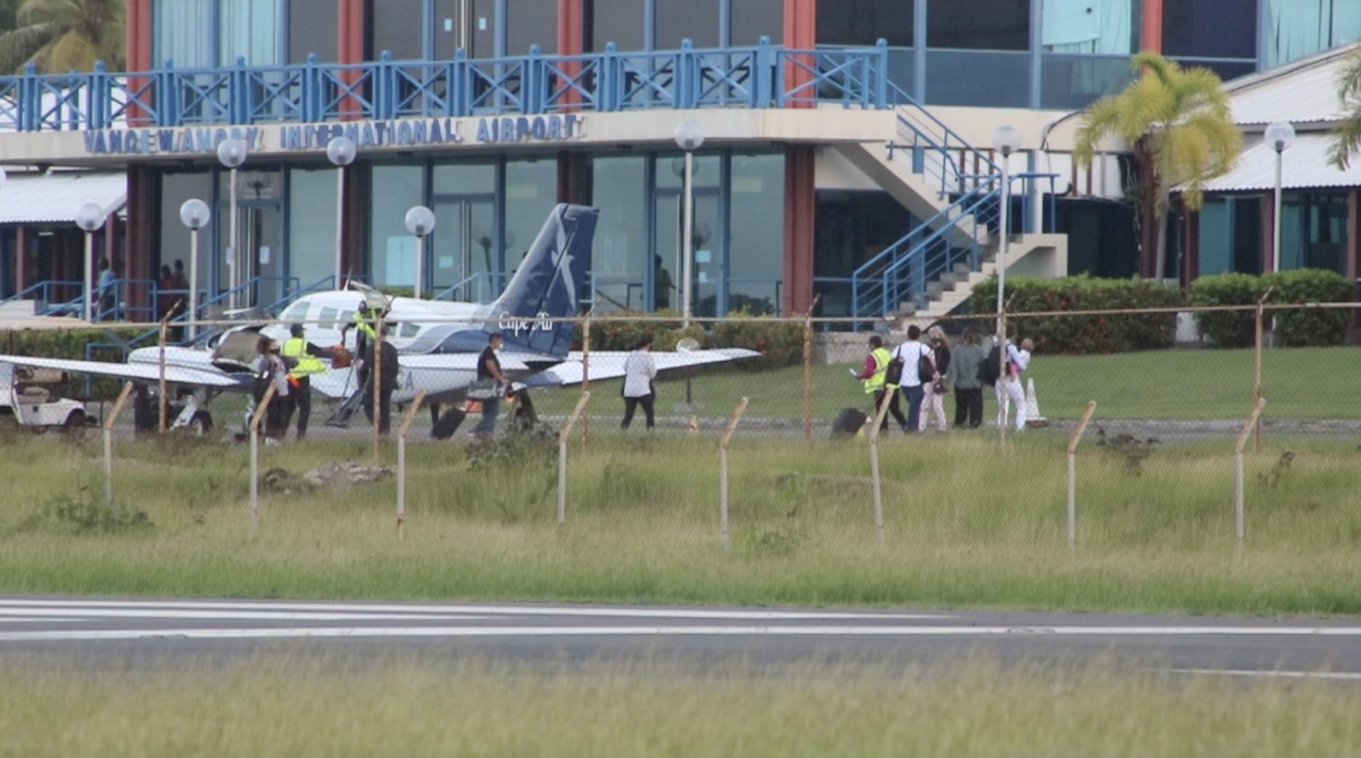 Cape Air resumes flights to Vance W. Amory International in Nevis