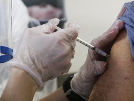 UN: COVID-19 Herd Immunity Unlikely In 2021 Despite Vaccines