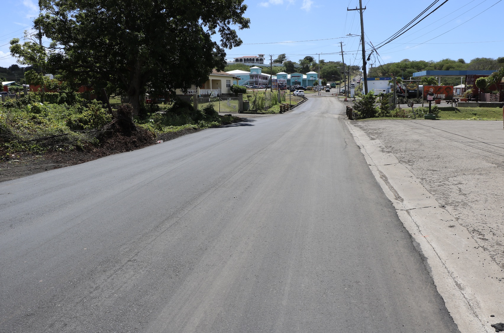 Public Works Dept. begins repaving roads near Stoney Grove roundabout