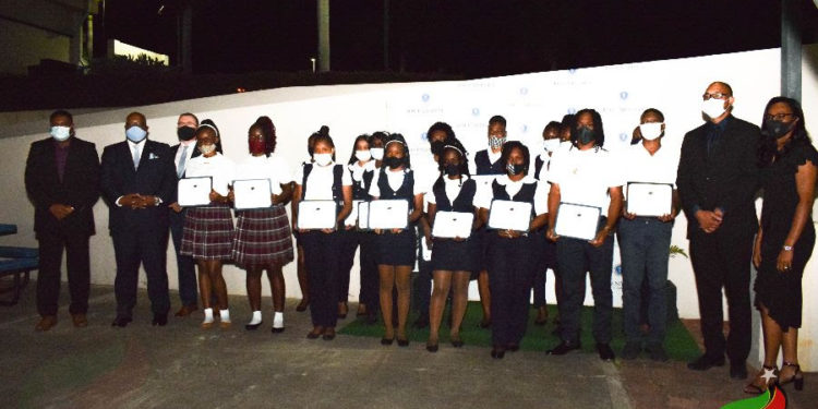 19 Post-Secondary Students Awarded Scholarships from The Ross University