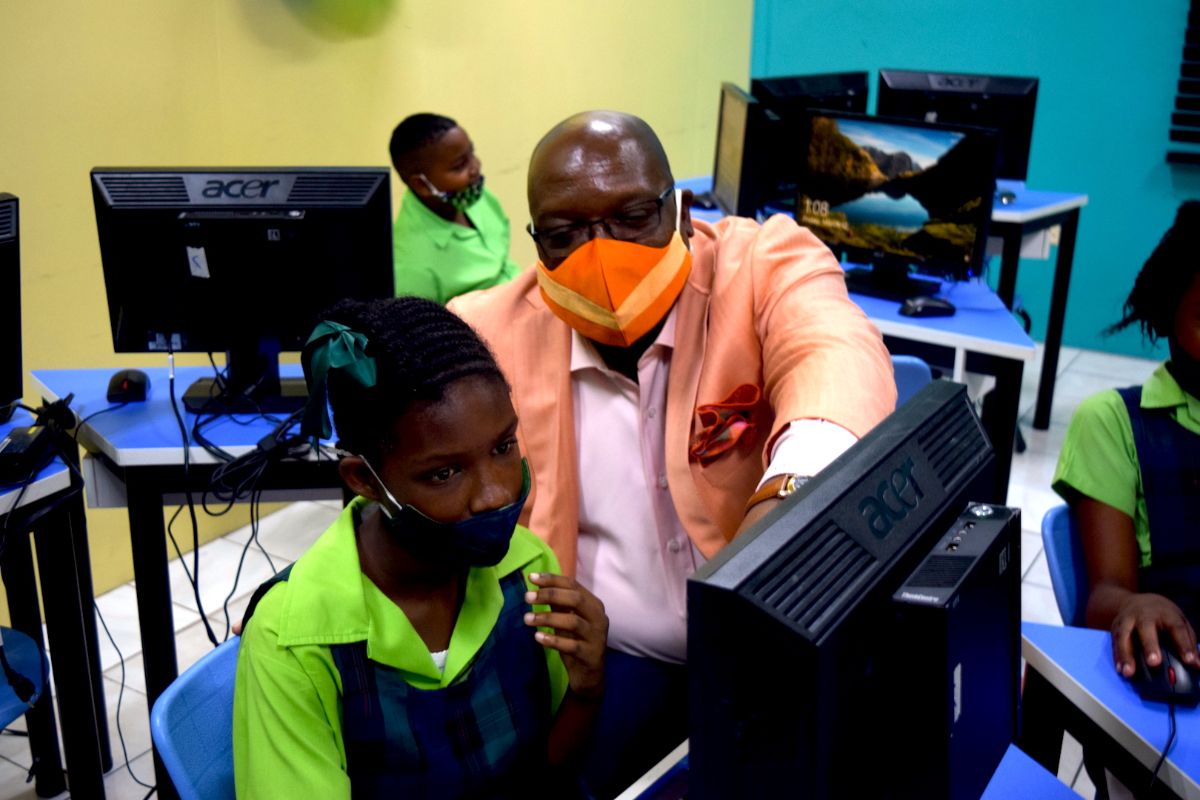 Five More Schools in St. Kitts Outfitted with Brand New Computer Labs Thanks to Ross University