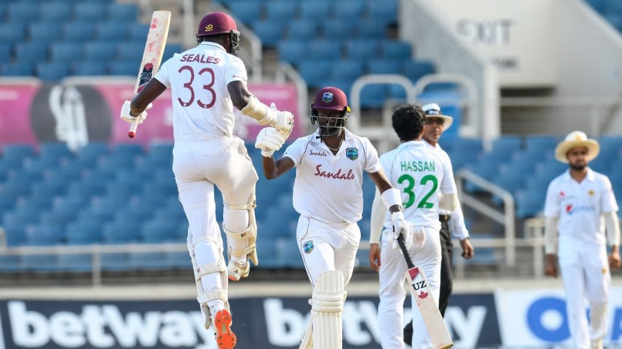 Cricket  : West Indies Edge Pakistan in Nail Biter