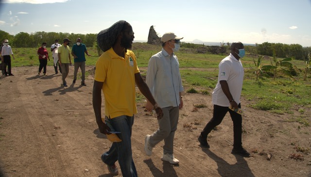 Taiwanese Ambassador H.E. Michael Lin impressed with NIA farm at Indian Castle Estate