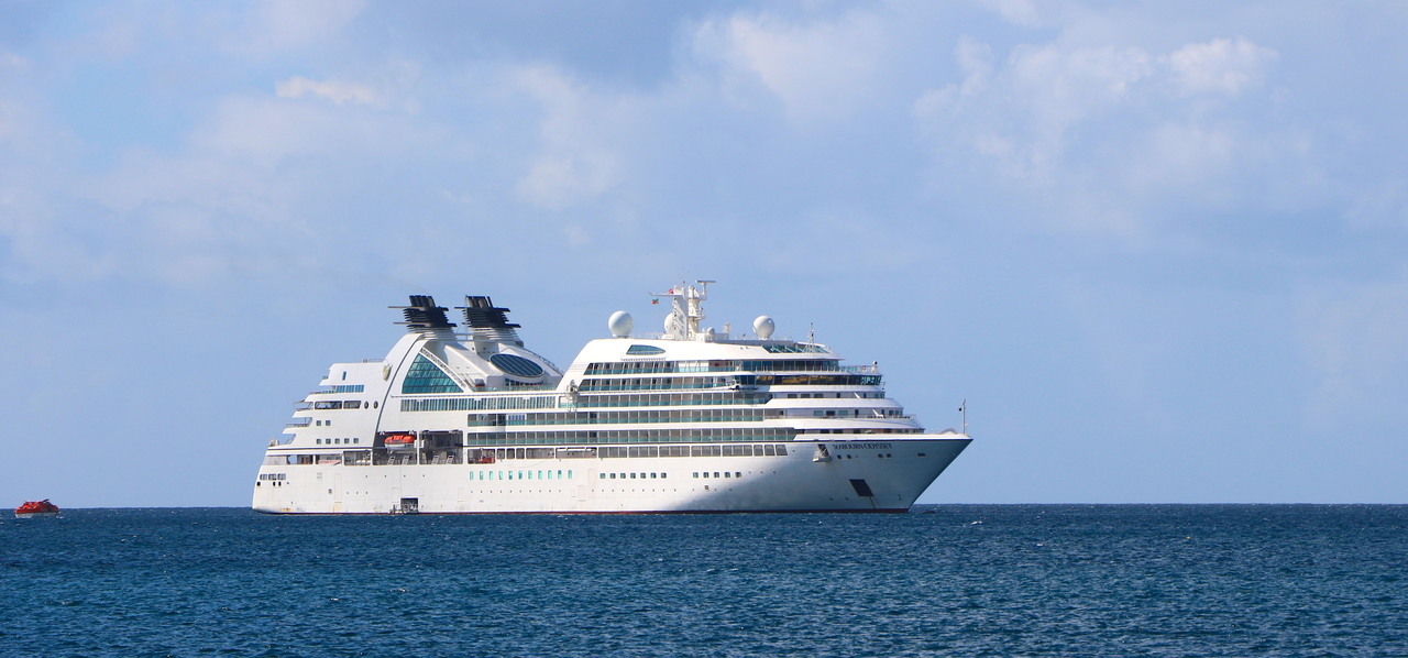 Cruise ships return to Nevis’ waters for 2021/2022 season
