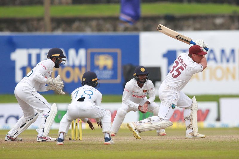 Bravery from Bonner And Da Silva But Sri Lanka Take First Test