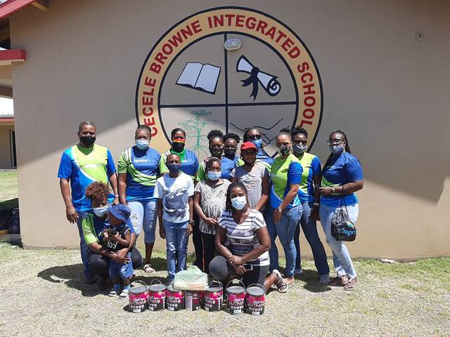 Sagicor Team completes year of giving back with ‘180 Acts of Kindness’