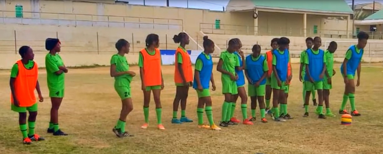 Football :  Young Sugar Girls Ready for Upcoming Match