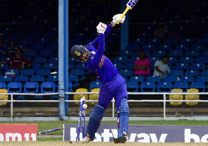 HUMDINGER! WI stage spirited fightback but come up just short in opening ODI