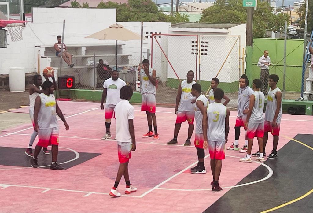 Basketball :  Youth And Sports Eagles Win Exciting Playoff Encounter