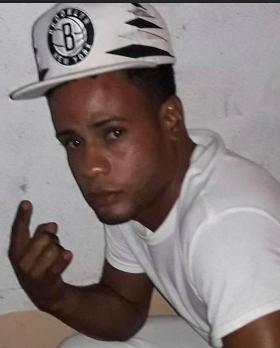 Wanted Notice : The Royal St. Christopher And Nevis Police Force ( Marlin Novas )