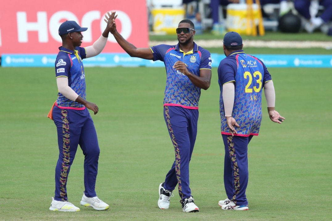 Cricket :  Royals Win Again to Qualify For The Playoffs