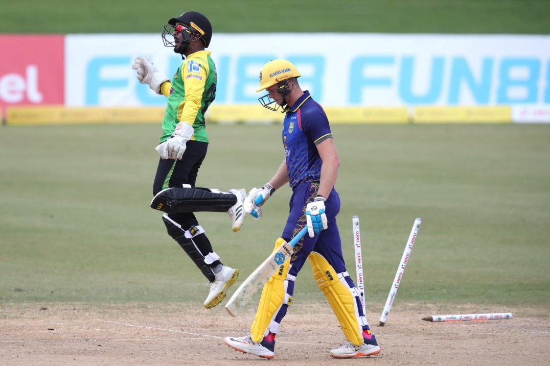 Cricket : Wasim Spins Tallawahs to Win
