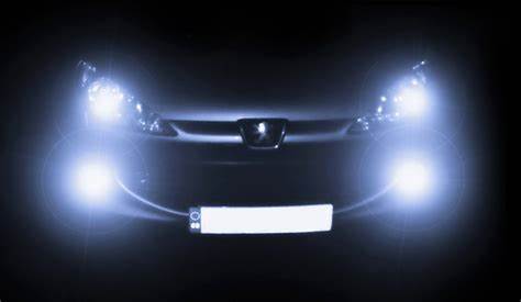 The Royal St. Christopher and Nevis Police Force Notice to Lighting Period for Motor Vehicles