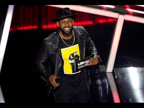Stephen ‘tWitch’ Boss, ‘Ellen’ show’s dancing DJ, dies at 40