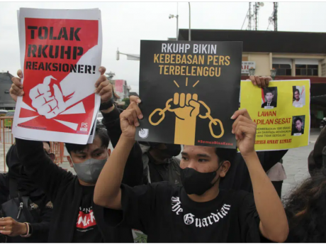 Indonesia’s Parliament votes to ban sex outside of marriage