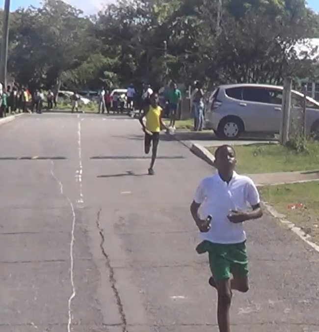 Athletics :  Athletes Create a Wow Experience in Road Relays