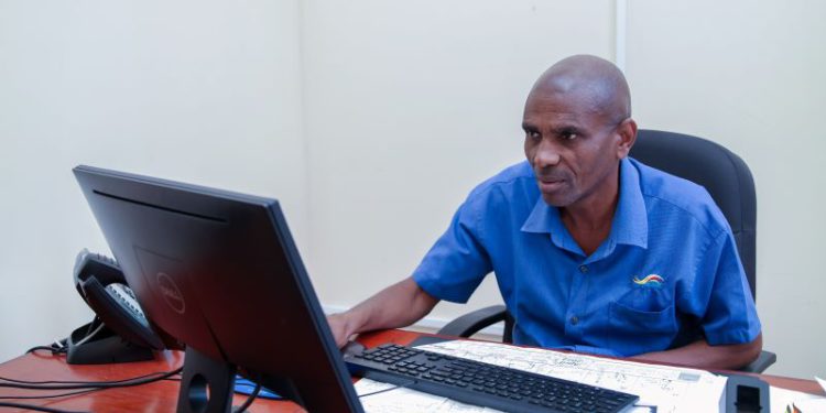 Delegation From the Federation Benefits from Energy Efficiency and Renewable Energy Workshop Held in Barbados