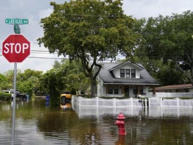 DeSantis seeks federal aid for Fort Lauderdale flood victims
