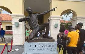 Athletics :  Usain Bolt Statue Unveiled in Florida