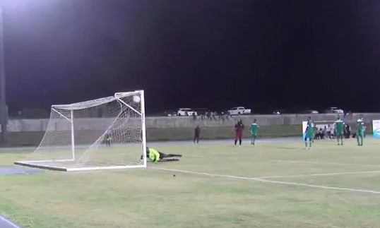 Football  : Bronx United Upset Bath United