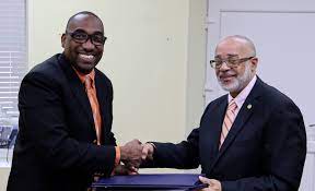 OECS, CARILEC sign MOU to boost sustainable energy in the region