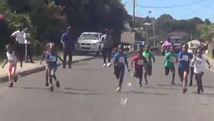 Athletics : Kindergarteners Feature in JLPS Road Runs