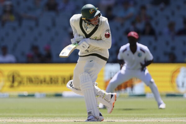 Khawaja Cleared to Play In 2nd Test Against West Indies
