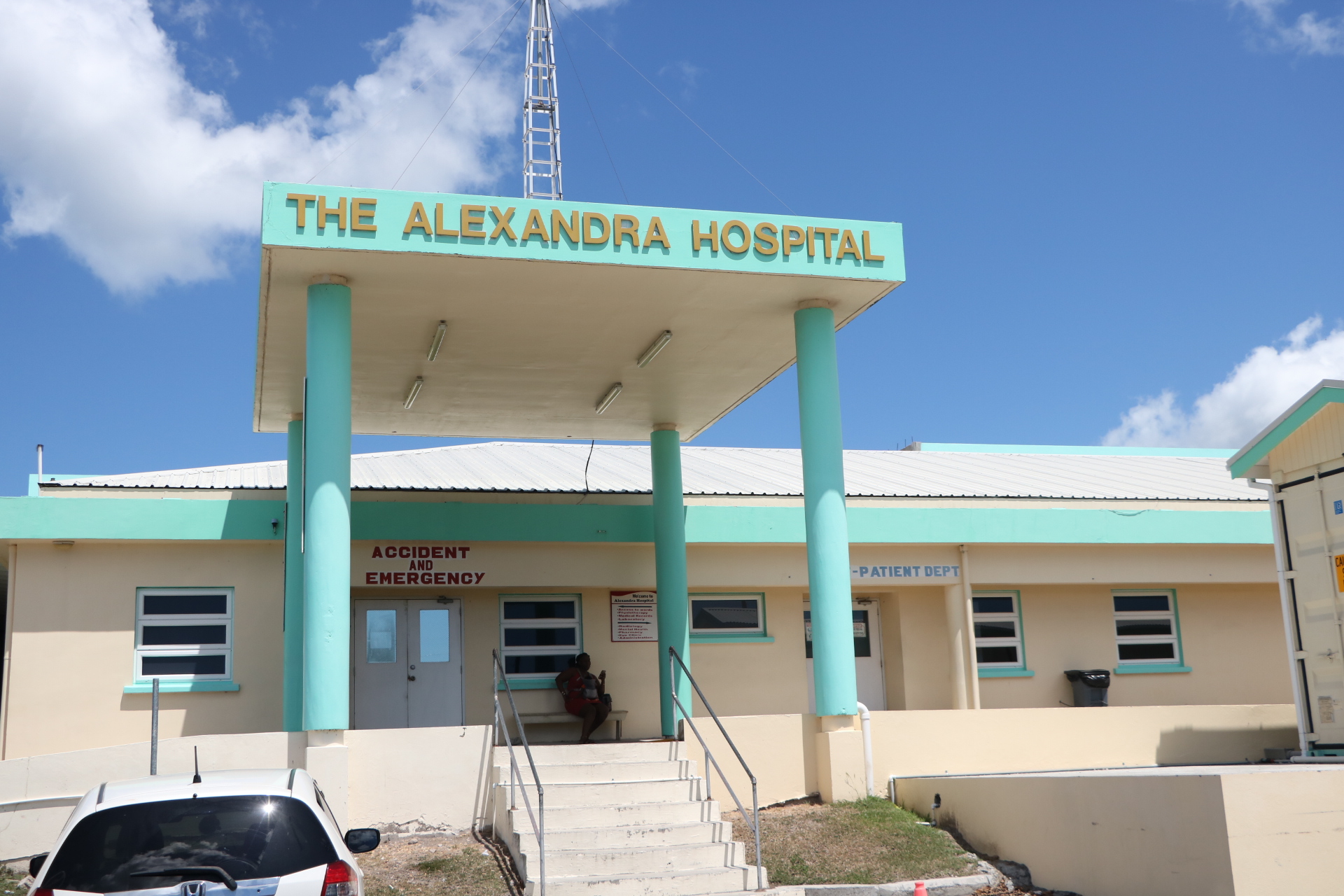 New Fee Structure for Health Services, New Hospital Pharmacy Policy to Take Effect In Nevis On April 15