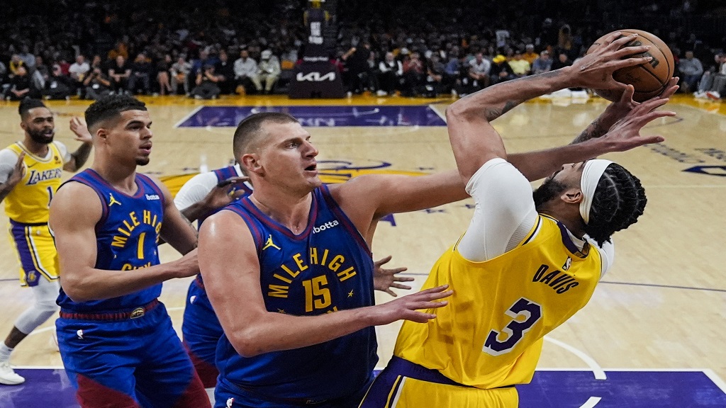 Gordon And Jokic Lead Nuggets to Brink of Sweep Against Lakers