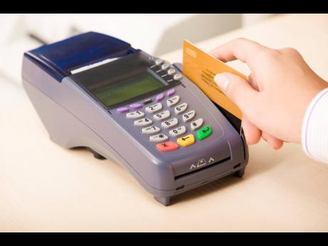 PM Urges Bank to Re-Examine Policy to Halt All Cash Transactions