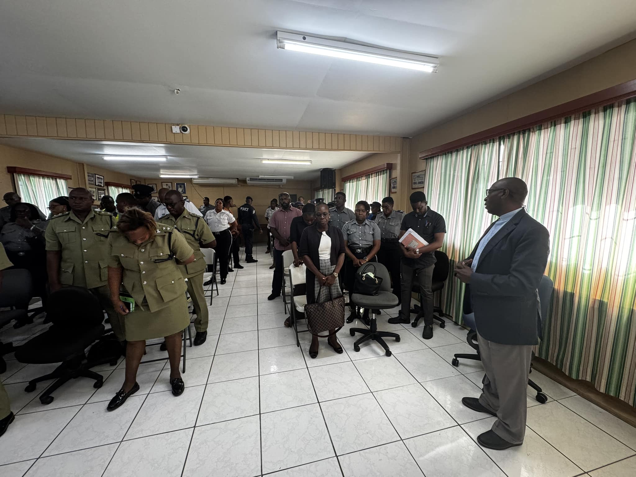 High Command Meets with Rank and File to Address Crime Surge and Leave Suspension