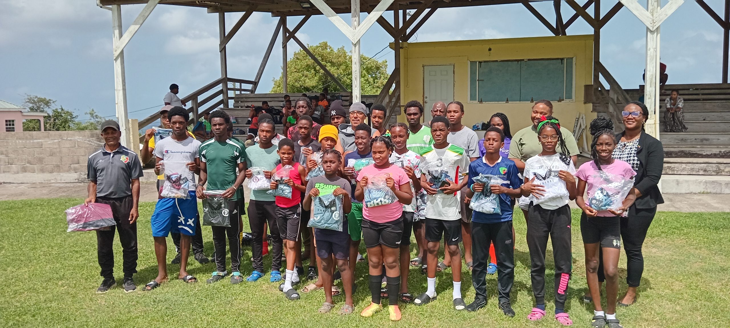 Football :  Aston Villa Foundation Links with Bath United
