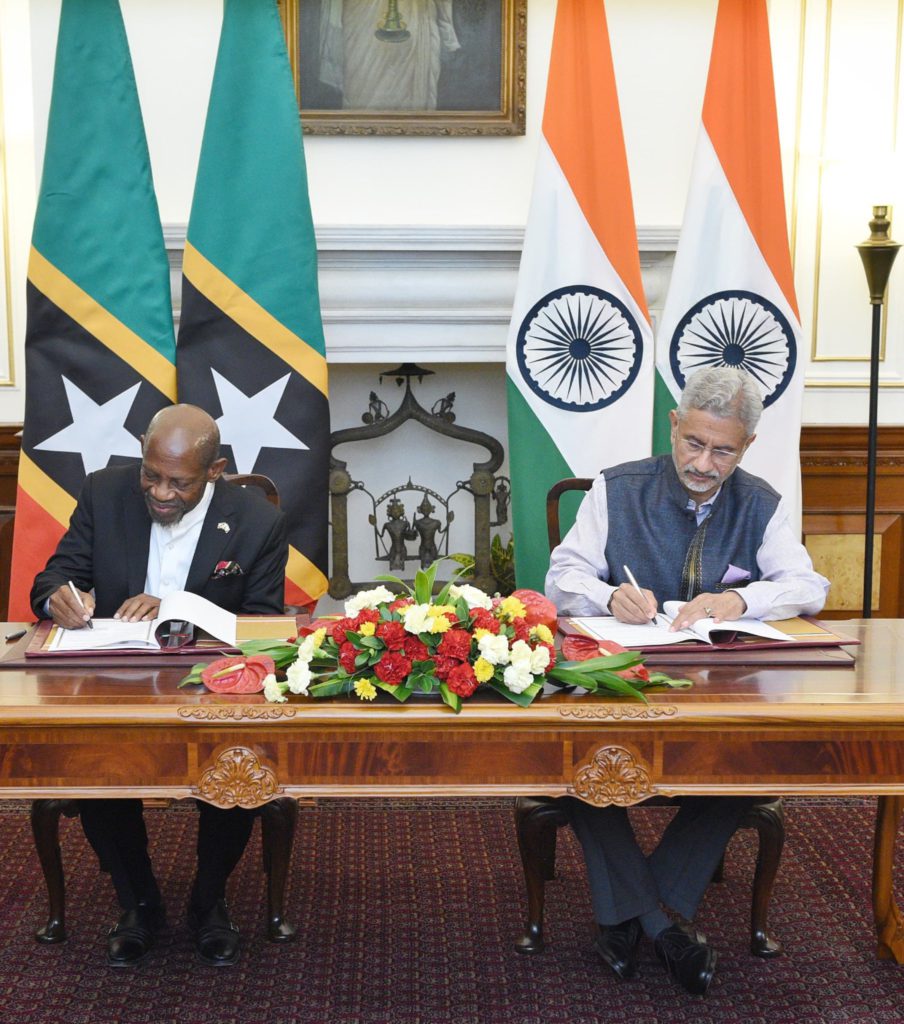 Foreign Affairs Minister Douglas Strengthens Bilateral Ties with India during High-level Meeting with External Affairs Minister Jaishankar