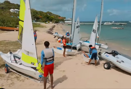 The Sport of Sailing a Real Drawing Card