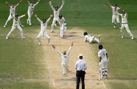 Cricket : India Lose Seven in The Final Session, Australia Snatch 2-1 Series Lead